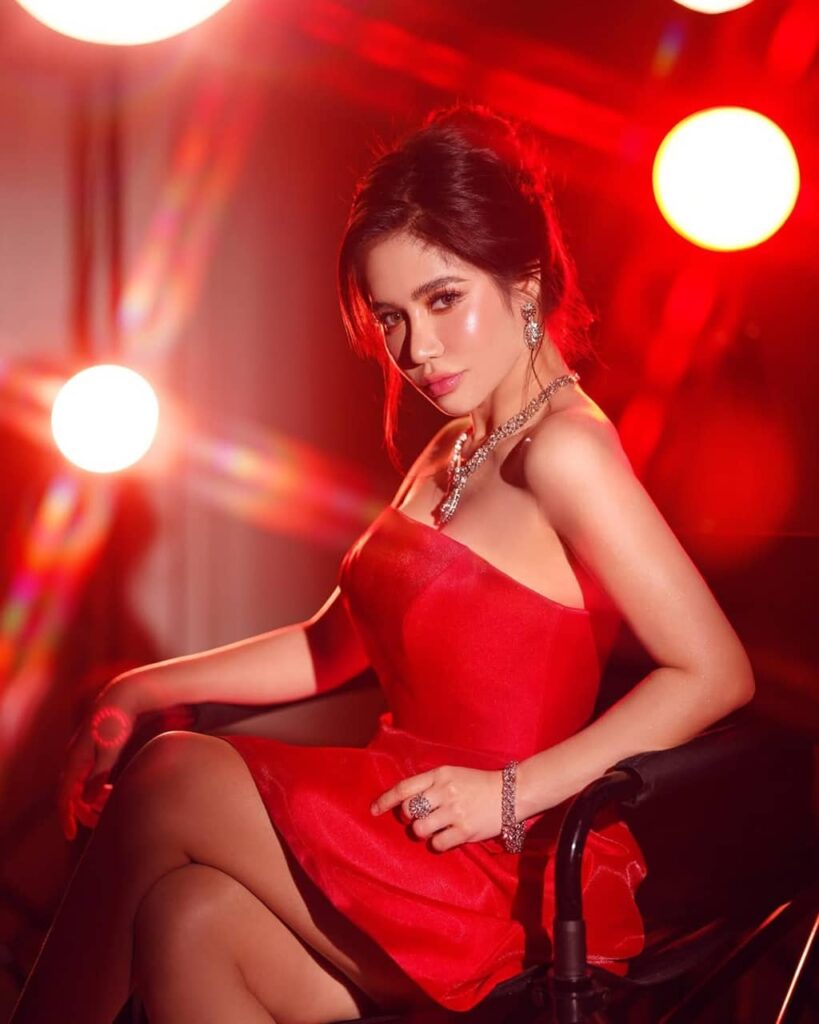 Cherry White Net Worth