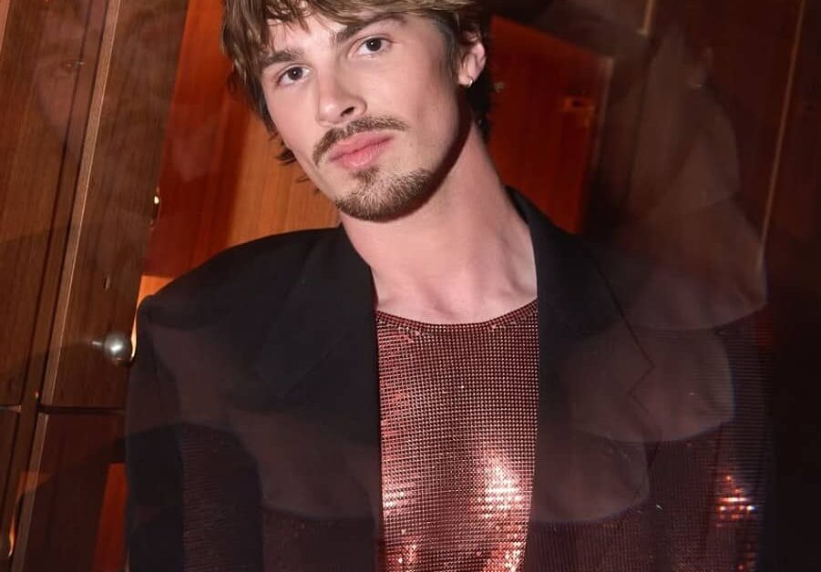 Etaan Gaskill Biography