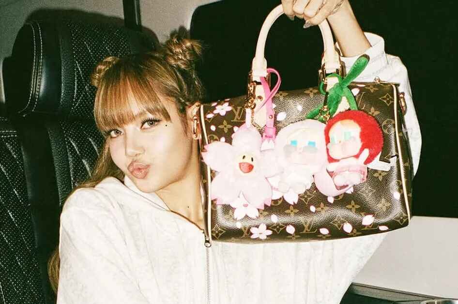 Lisa with Labubu Dolls