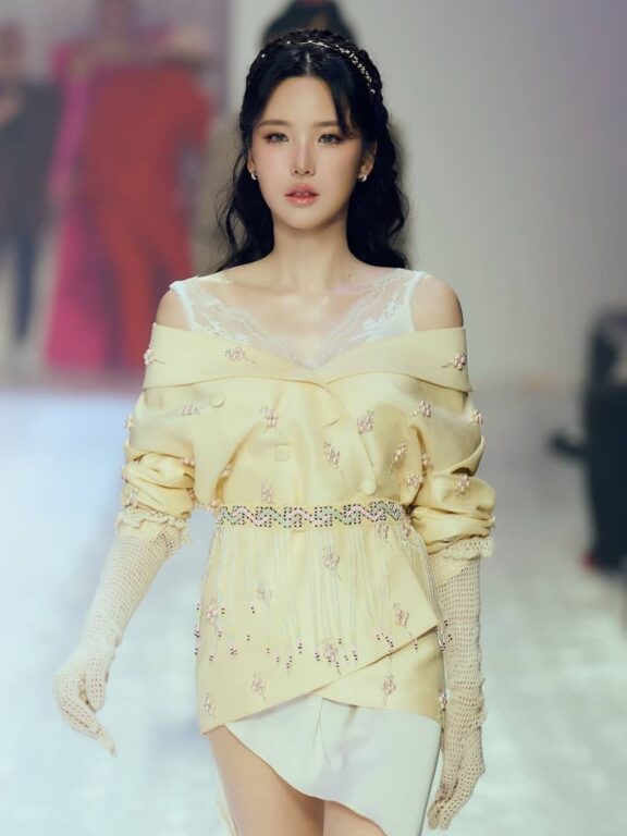 Who is Janistar Phomphadungcheep