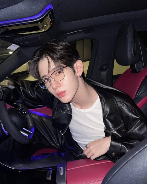 James Supamongkon Wongwisut Parents and Family